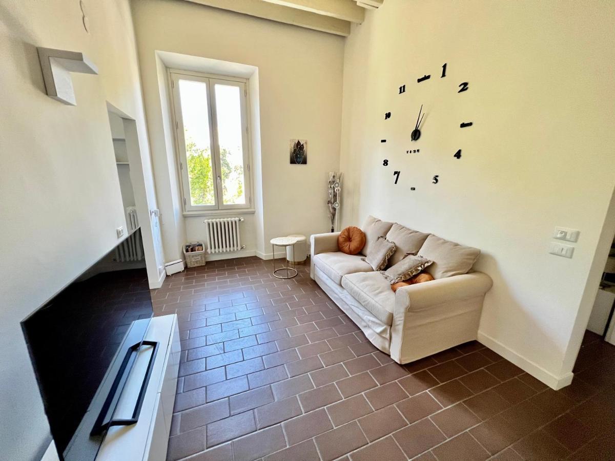 Relax&design A Pochi Passi Dalla Stazione Appartamento Firenze
